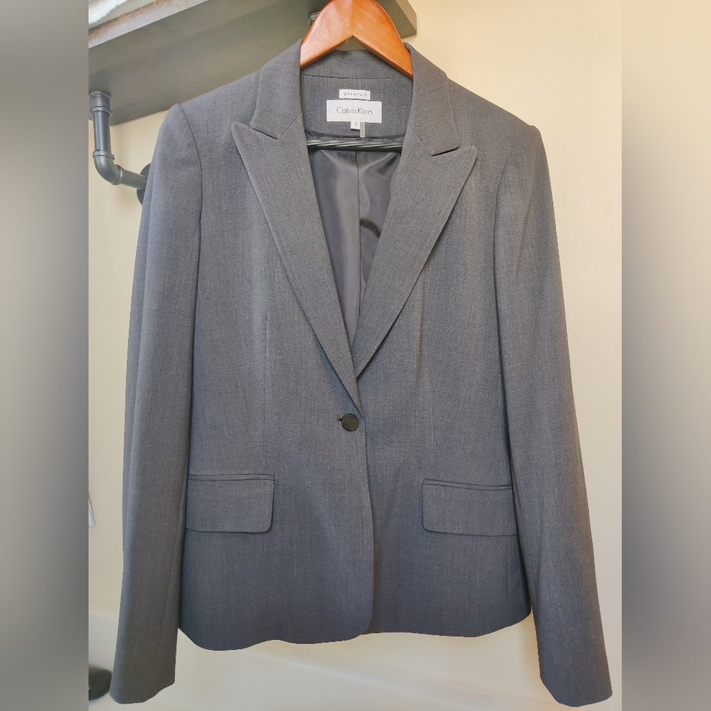 Dark Gray Calvin Klein stretch blazer, size 10